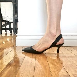Size 9, low profile heel with comfortable black strap at back from Aldo